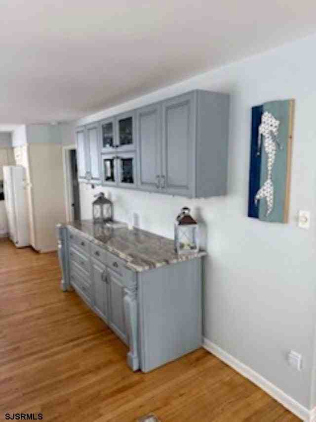 131 N Yarmouth Ave - Photo 7 of 18