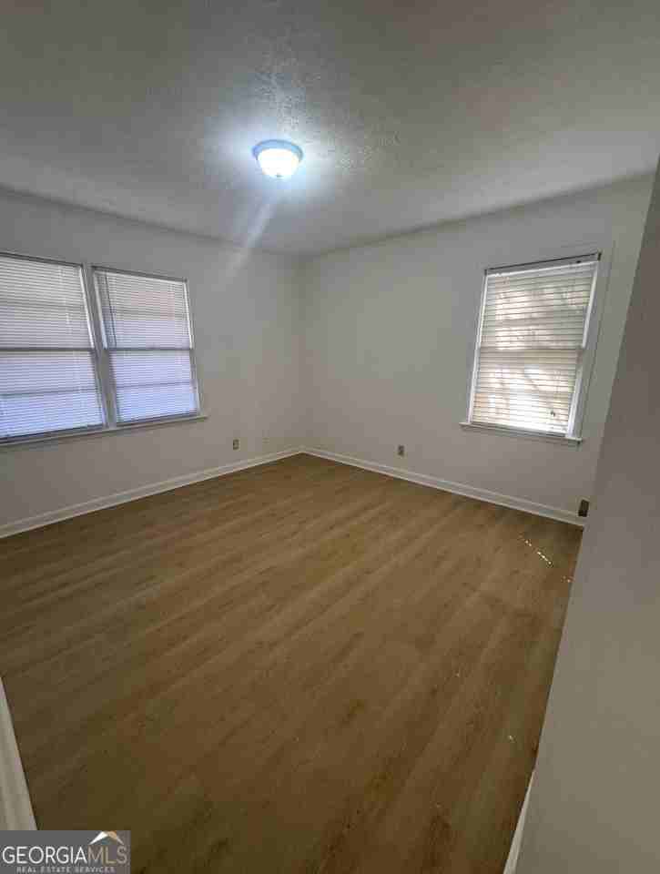 540 Aubrey Dr - Photo 5 of 12