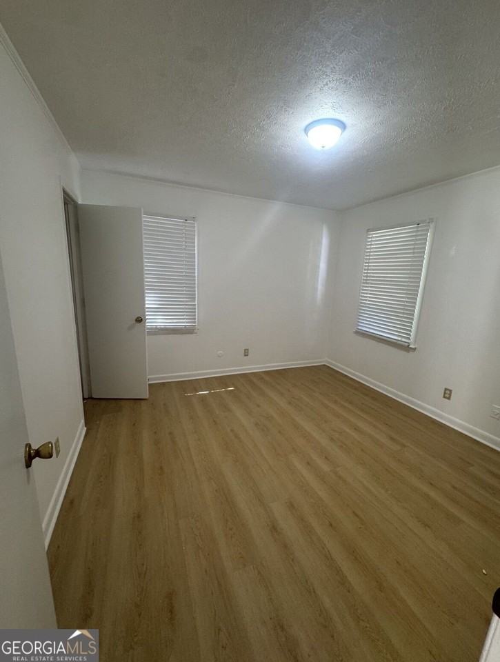 540 Aubrey Dr - Photo 6 of 12