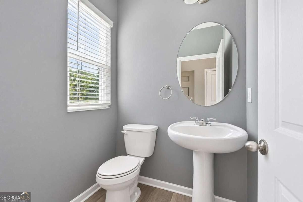 261 Mccall Way - Photo 5 of 16