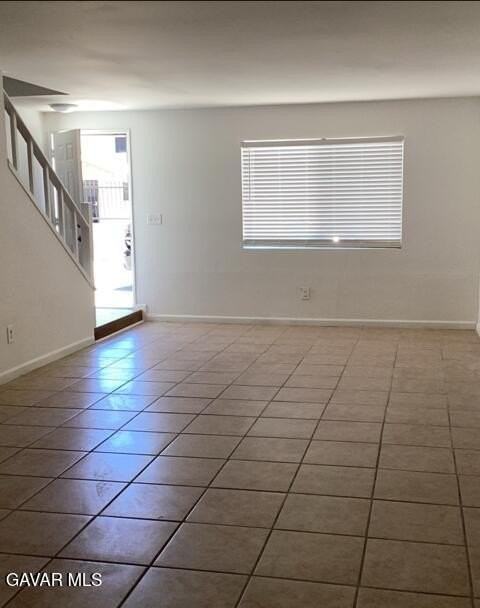 4128 W Avenue L #F - Photo 4 of 12