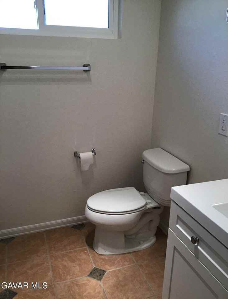 413 E Avenue H14 - Photo 6 of 8