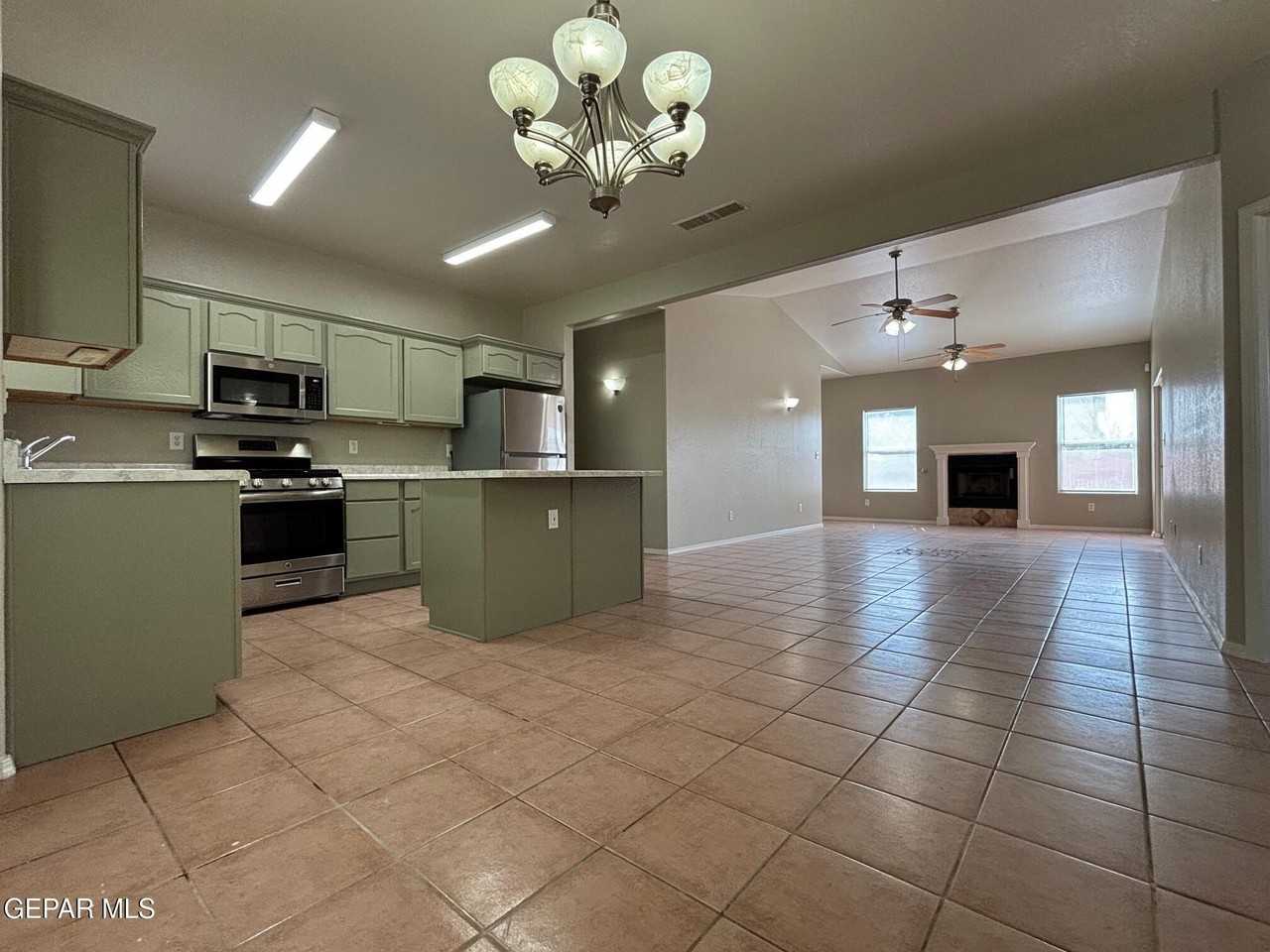 3301 Tierra Espada Dr - Photo 6 of 17