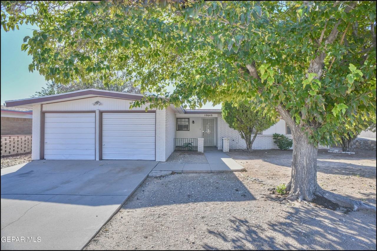 10648 Birthstone Dr - Photo 2 of 45