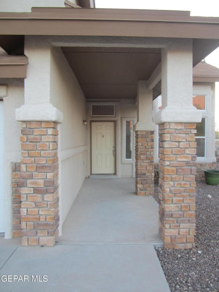 1509 Ruth Deerman Pl - Photo 4 of 50