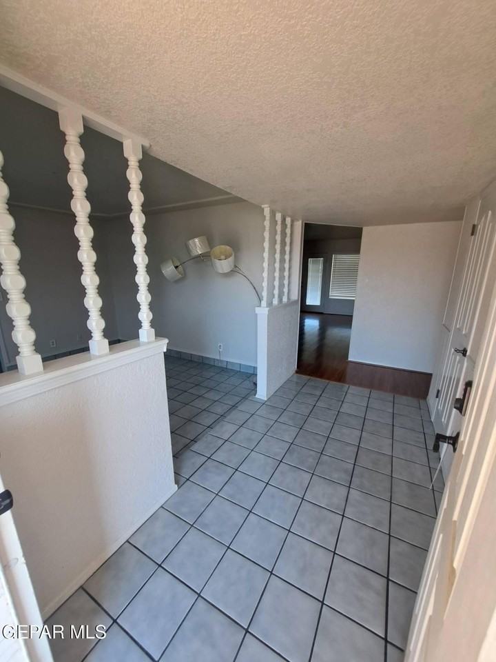 2441 Anise Dr - Photo 4 of 15