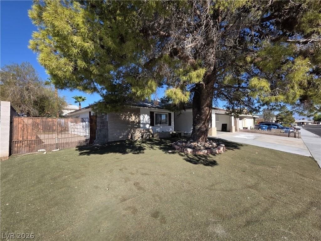 212 Bradshaw Way - Photo 2 of 23