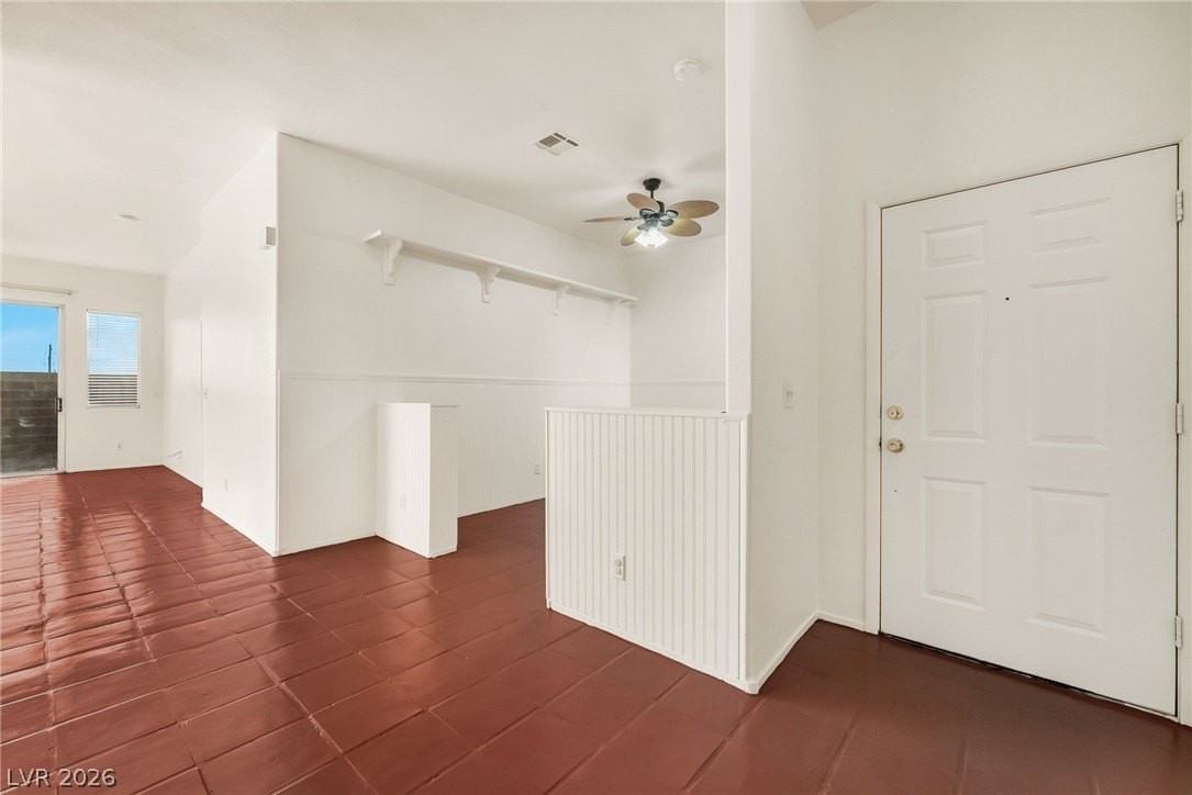 9062 Kimo St - Photo 4 of 21