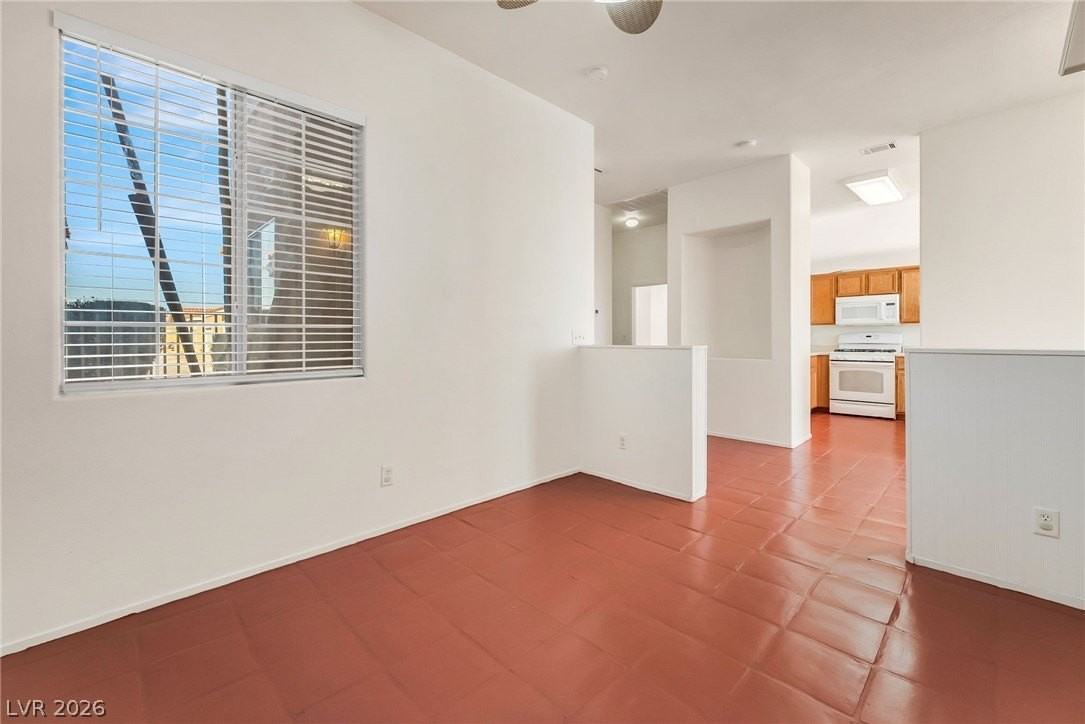 9062 Kimo St - Photo 6 of 21