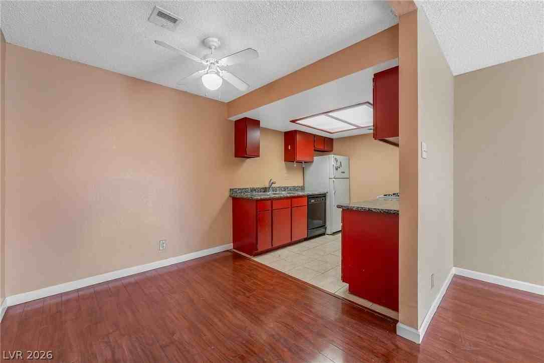 5264 Child Ct #92 - Photo 4 of 19