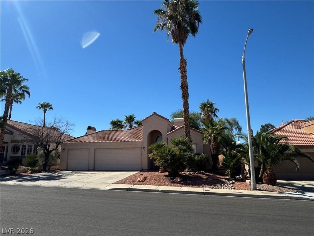19 Sandwedge Dr