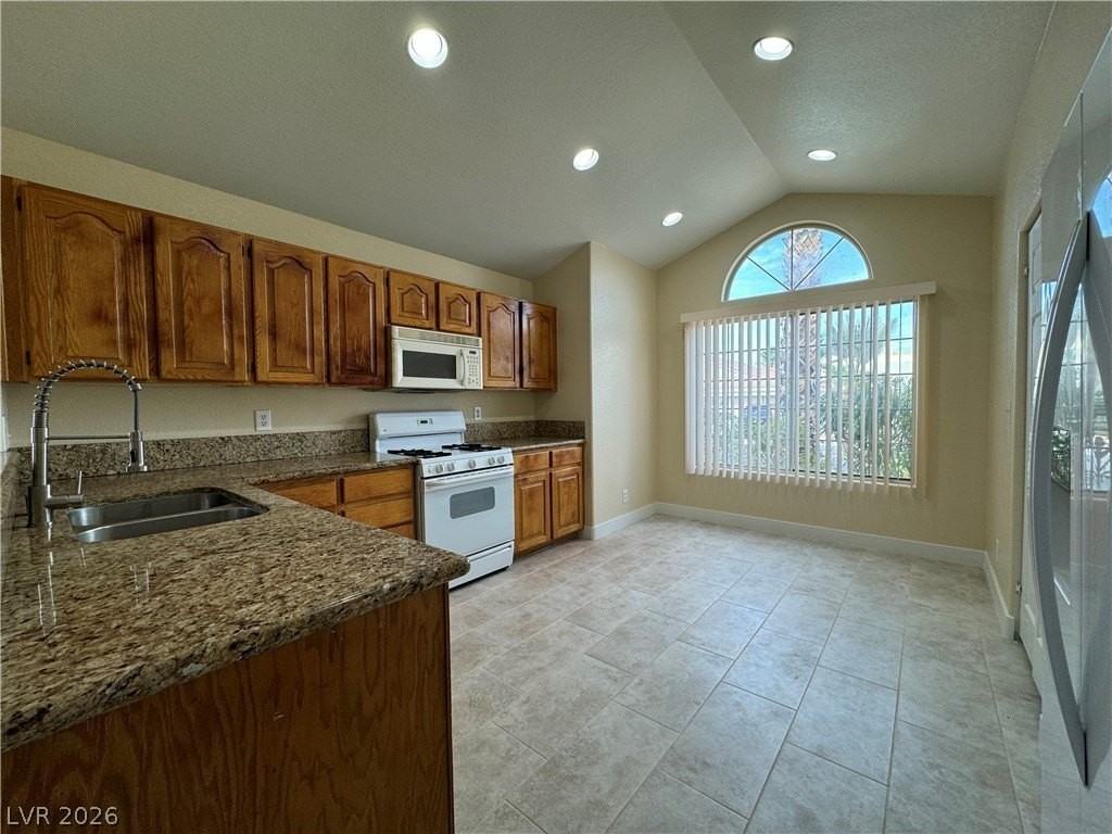 19 Sandwedge Dr - Photo 4 of 23