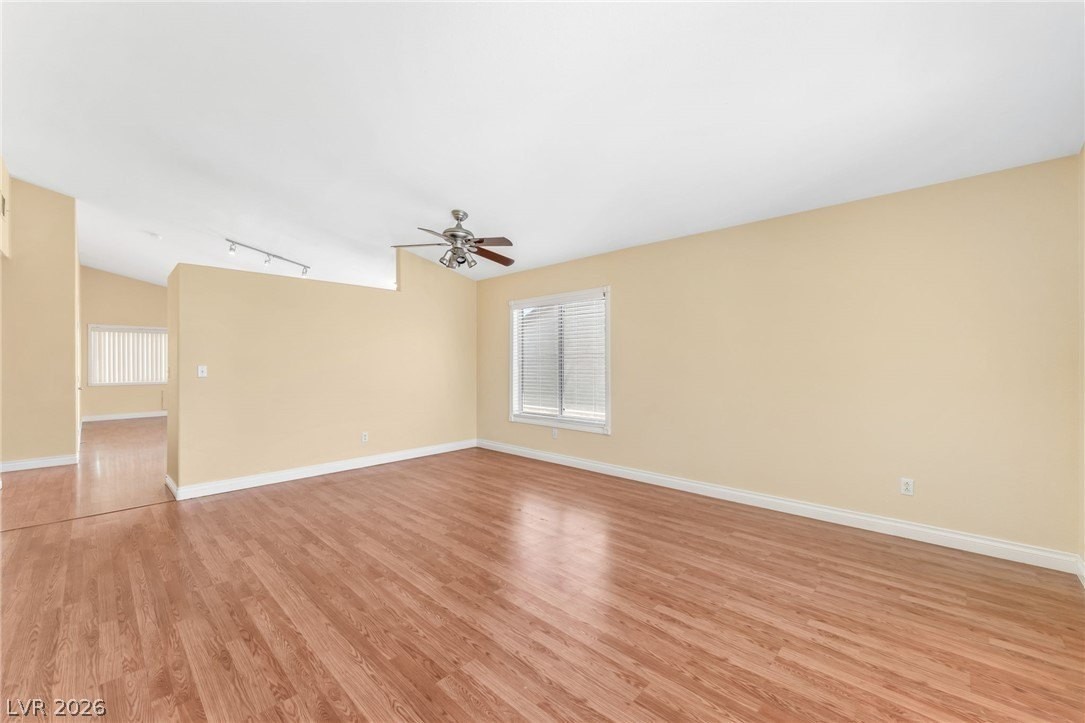 3124 Bayliner Ave - Photo 3 of 25