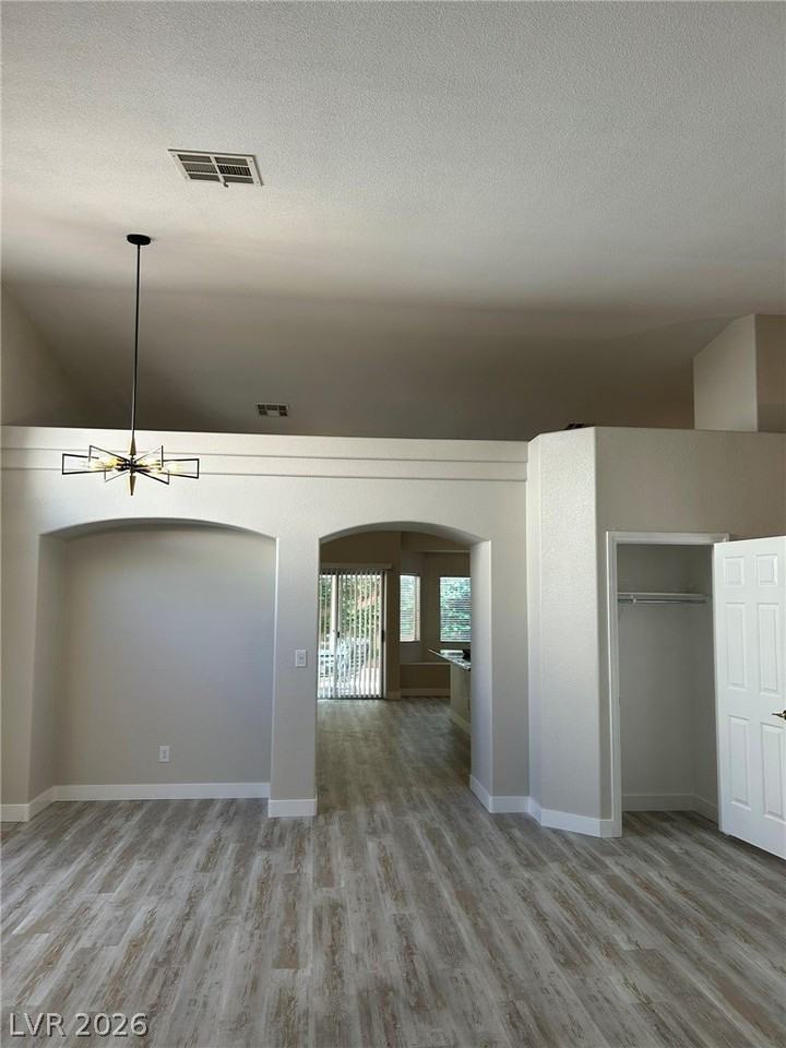 1164 Mirage Lake St - Photo 5 of 50