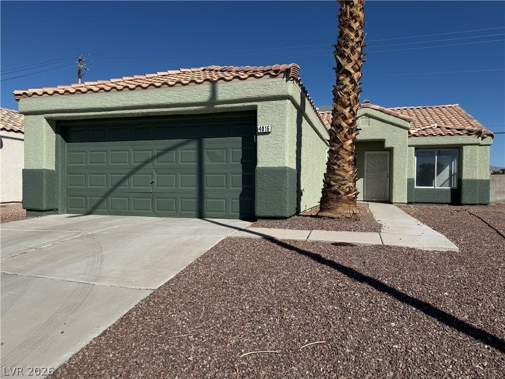 4016 Bonita Desert Ct - Photo 2 of 33