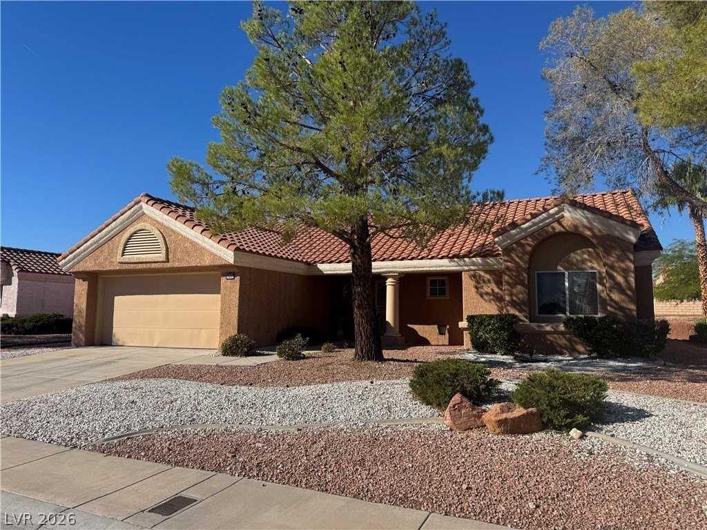 2449 Desert Glen Dr - Photo 2 of 25