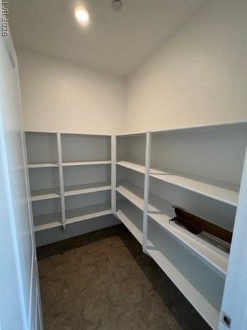 10440 Bagg Ave - Photo 7 of 24