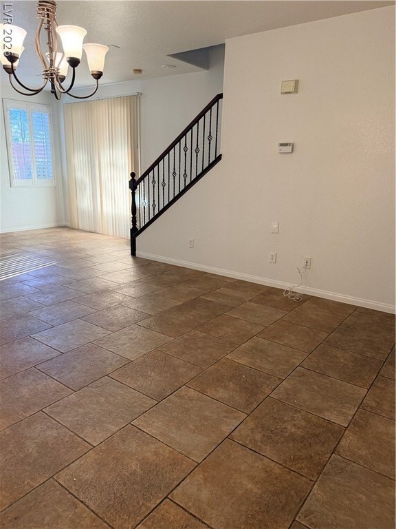 57 Wood Cliff Ave - Photo 7 of 50