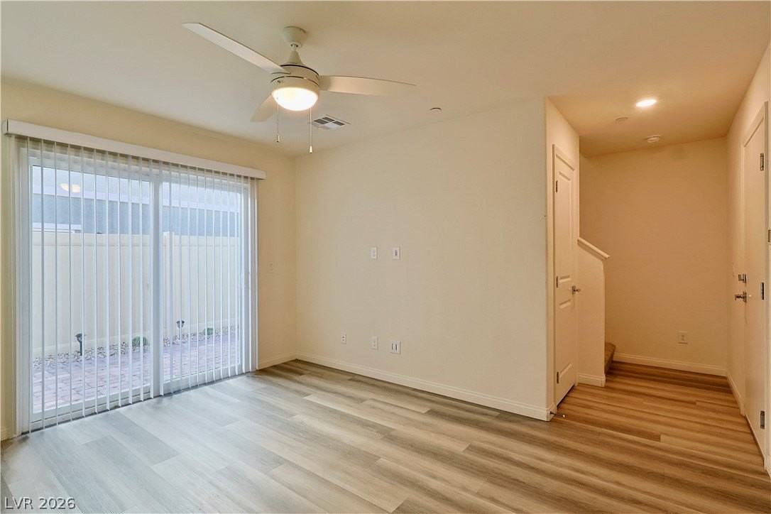 6888 Prairie Pearl St - Photo 6 of 31