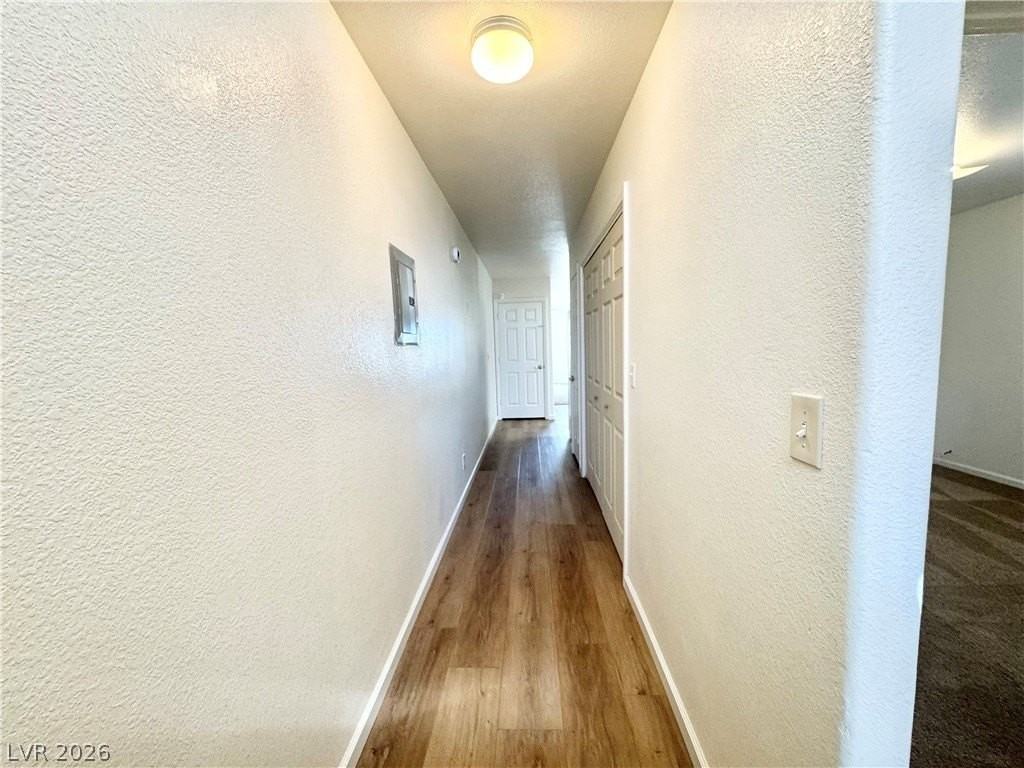 460 Comstock St - Photo 2 of 15