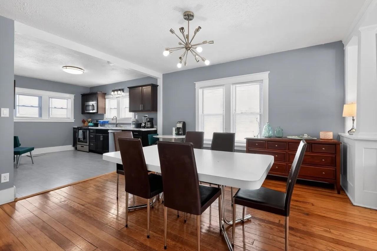 410 N Carroll Ave - Photo 5 of 23