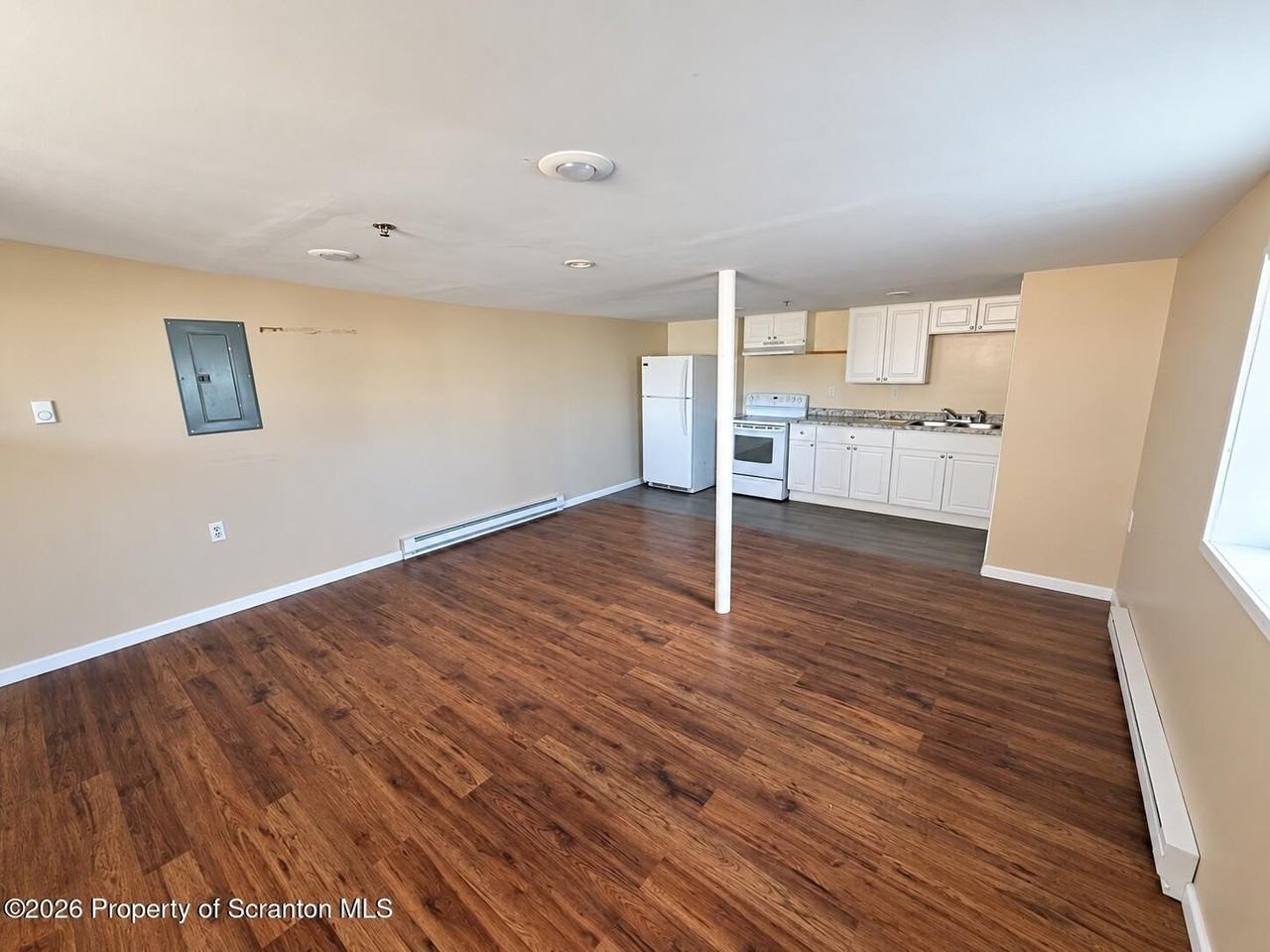 577 Washington Ave #577 - Photo 4 of 7