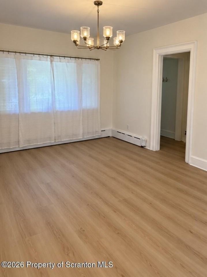 904 Taylor Ave - Photo 5 of 36