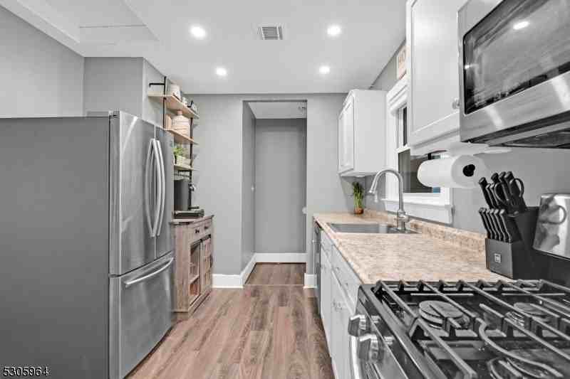 155 White Meadow Rd - Photo 5 of 25