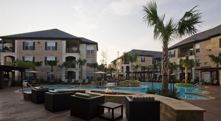 Woodland Hills Luxury  Apartments - Photo 2 of 10