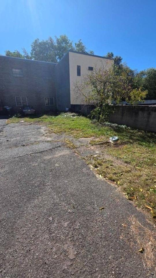 304 W Westfield Ave #1 - Photo 3 of 13
