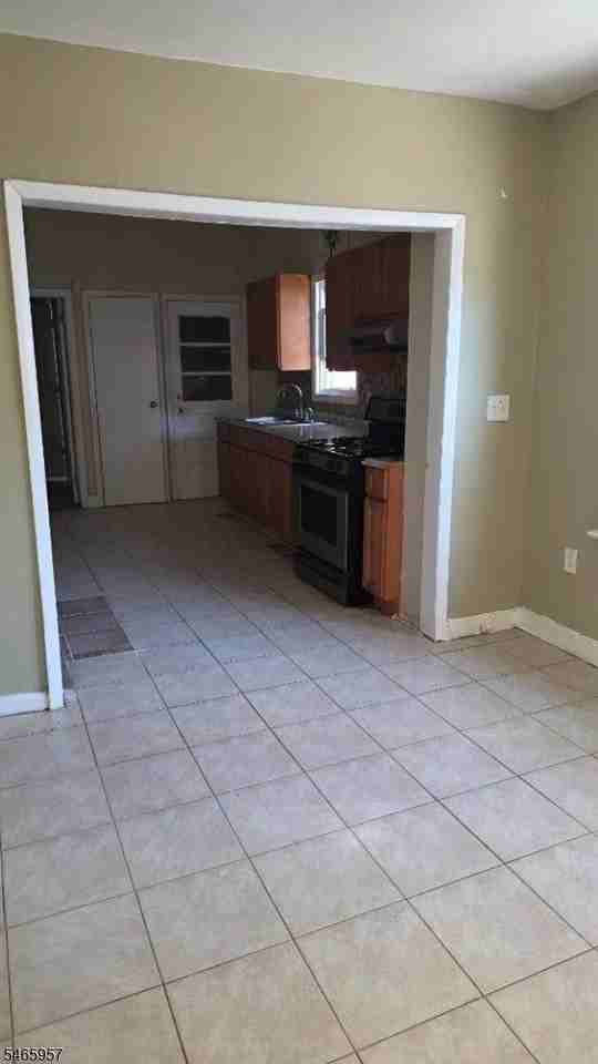 304 W Westfield Ave #1 - Photo 7 of 13