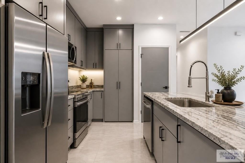 228 Kind Ct - Photo 5 of 21