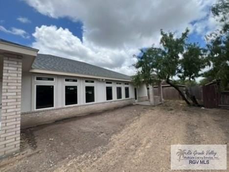1173 Squaw Valley Dr #B - Photo 5 of 13