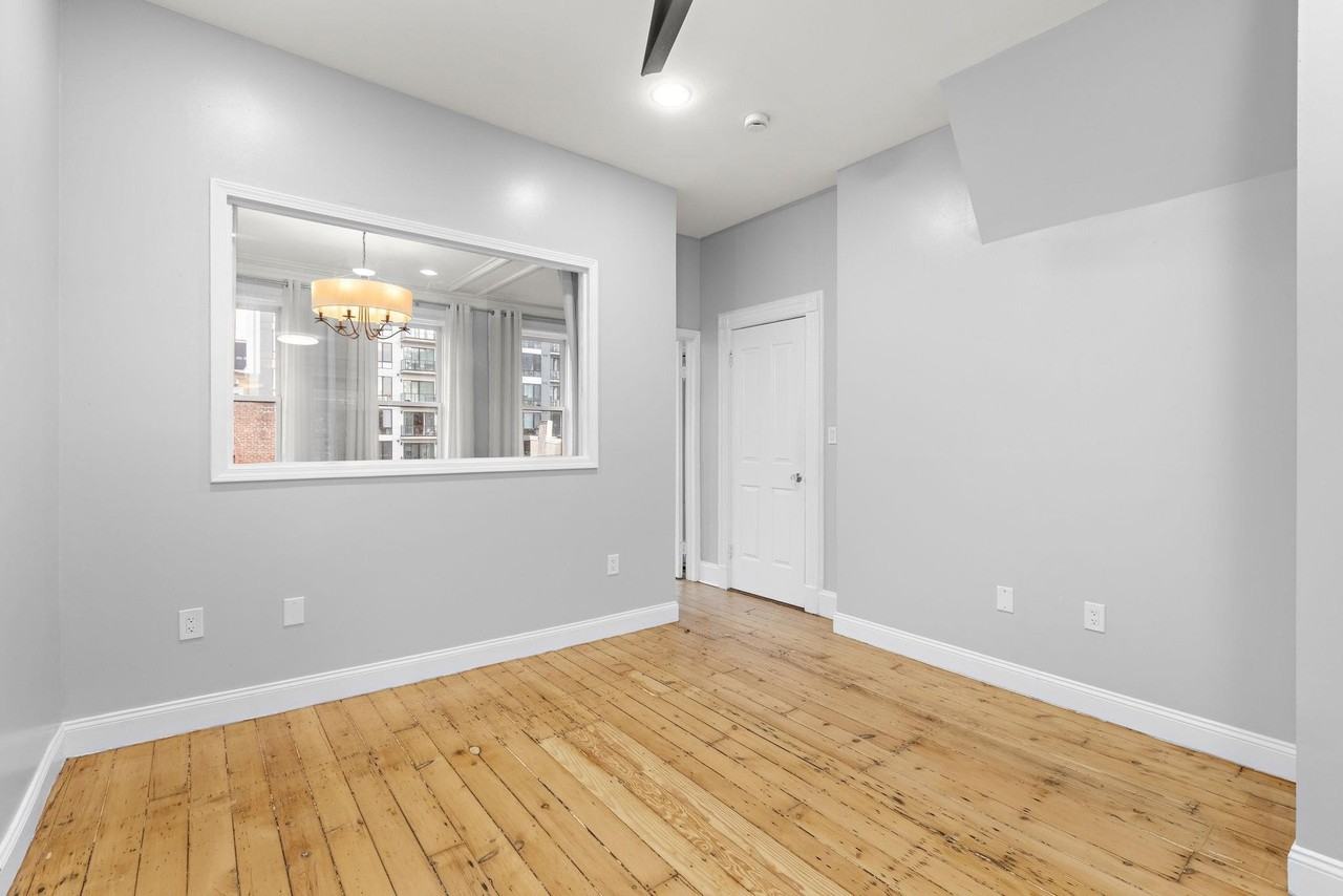 69 Wayne St #3