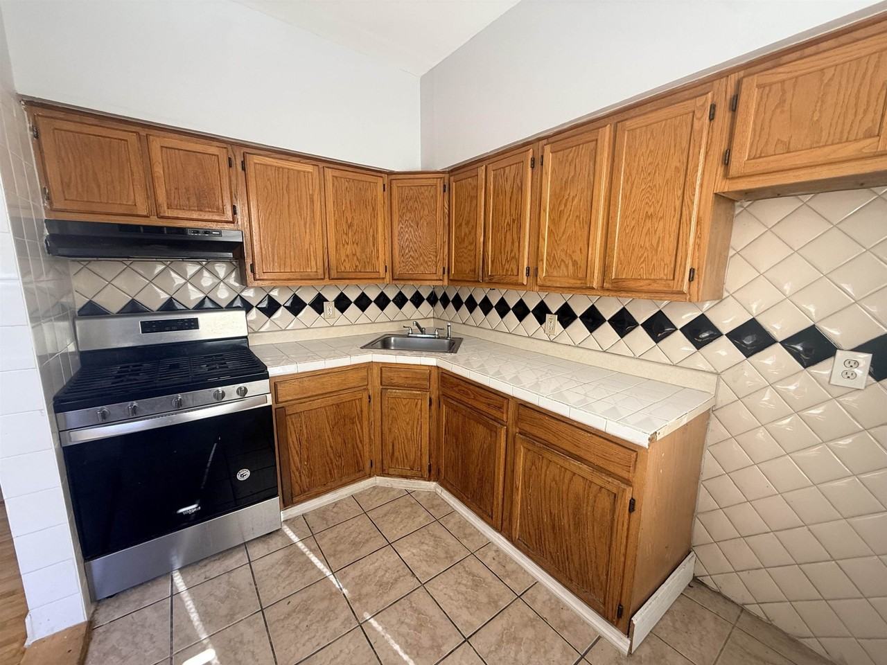220 Stegman St #2C - Photo 6 of 19