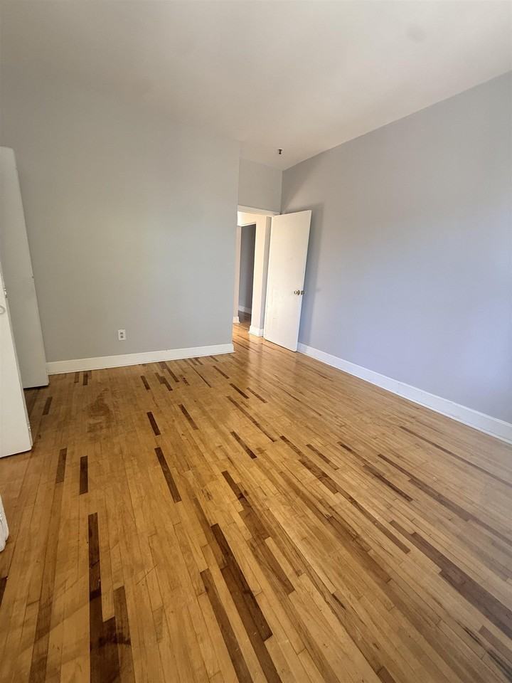 220 Stegman St #2C - Photo 7 of 19
