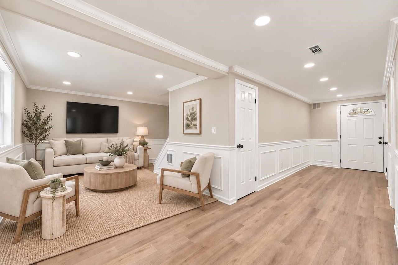 13 Laurel Ct - Photo 2 of 32