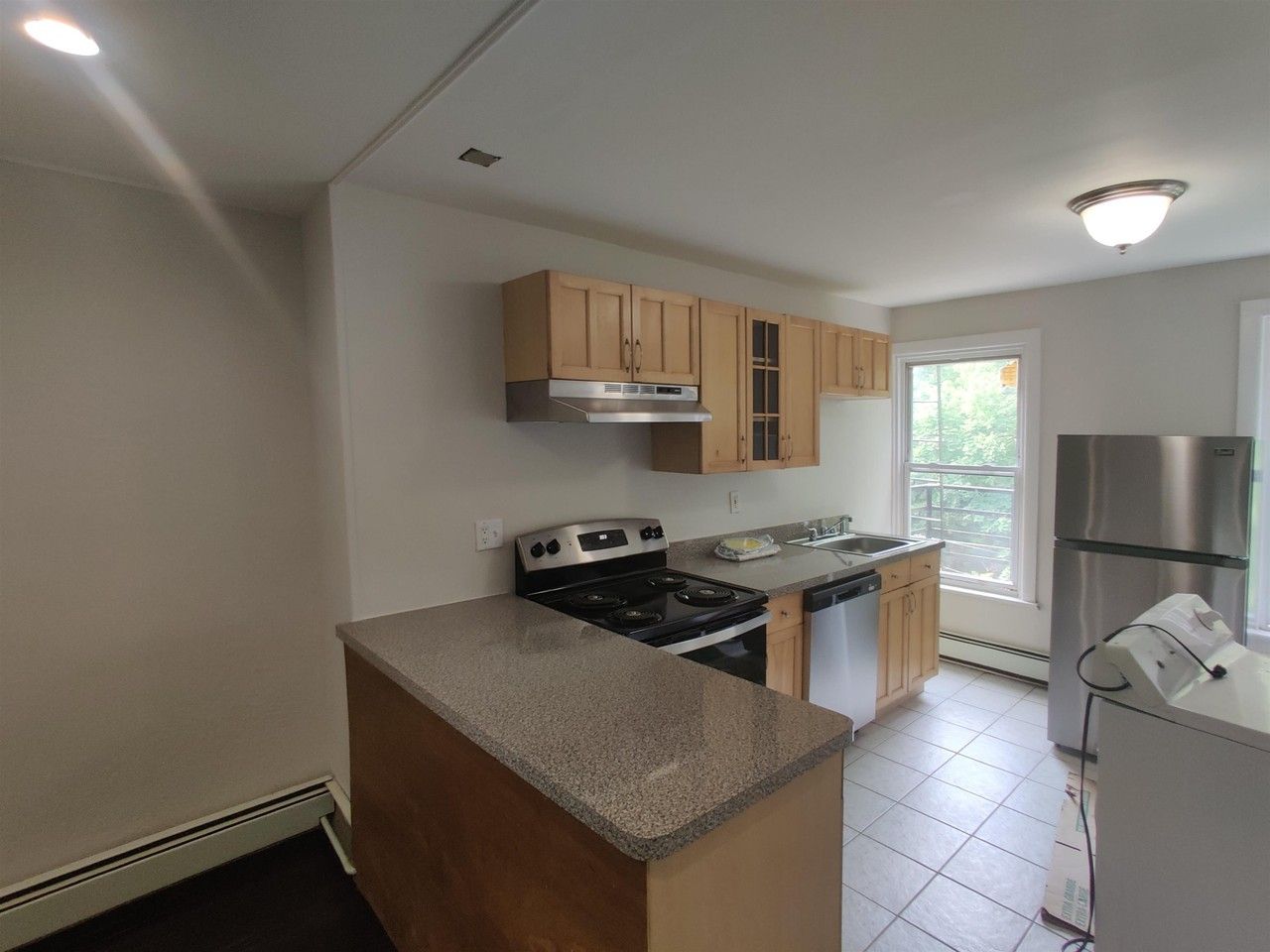 826 Grand St #4 - Photo 3 of 5