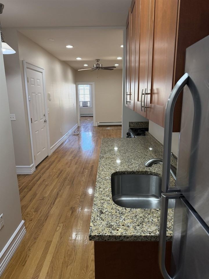 630 Grand St #2L - Photo 4 of 9