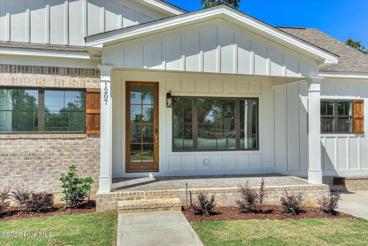 1207 Azalea Dr - Photo 6 of 50