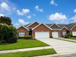 featured image of 728 Aquarius Dr