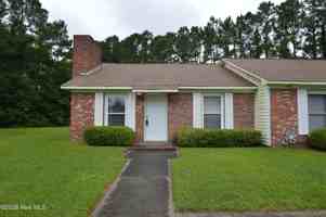 featured image of 137 Windsor Ct