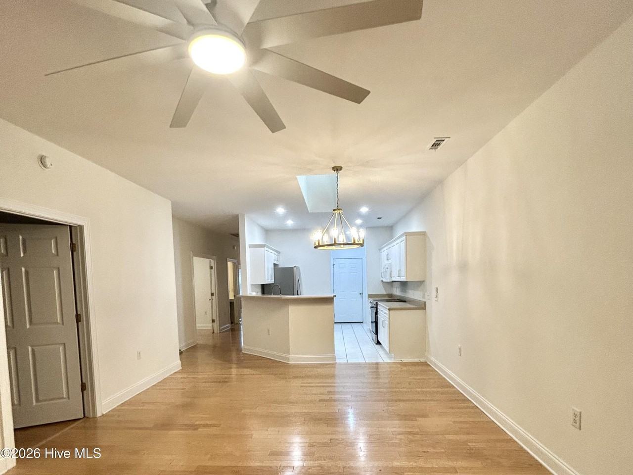 4222 Ashley Park Dr - Photo 7 of 29