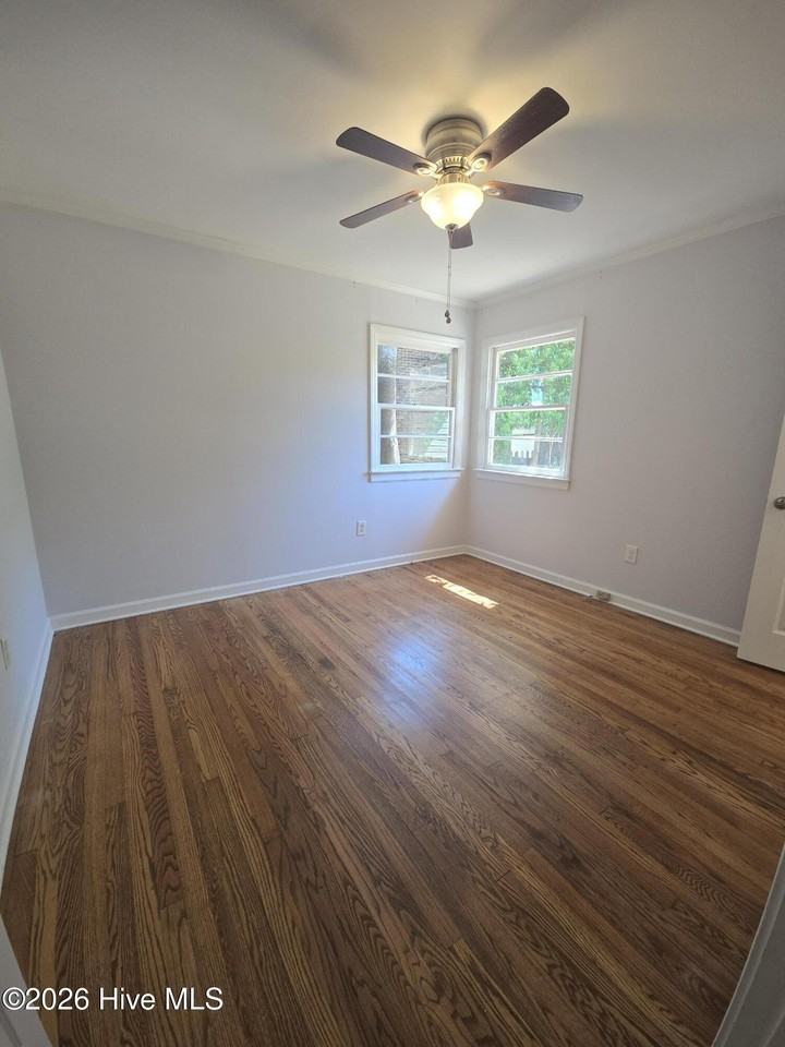 5218 Wrightsville Ave - Photo 7 of 13