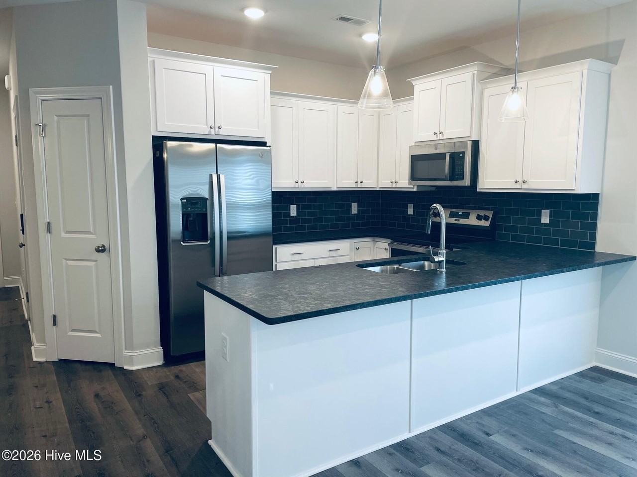 2124 Dartford Dr #A - Photo 6 of 29