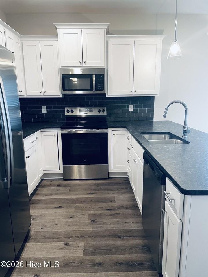 2124 Dartford Dr #A - Photo 7 of 29