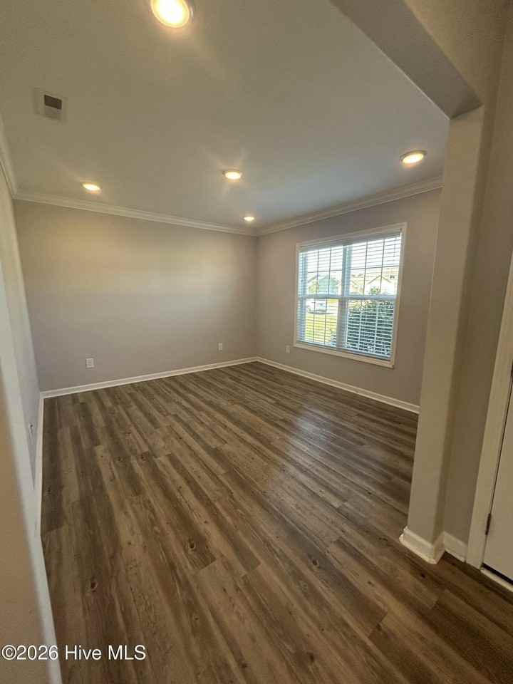 228 Patriot Dr - Photo 3 of 17