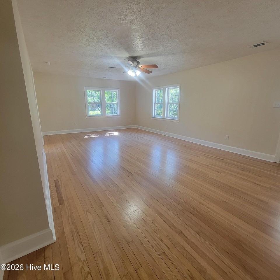 7625 Old River Rd - Photo 3 of 14