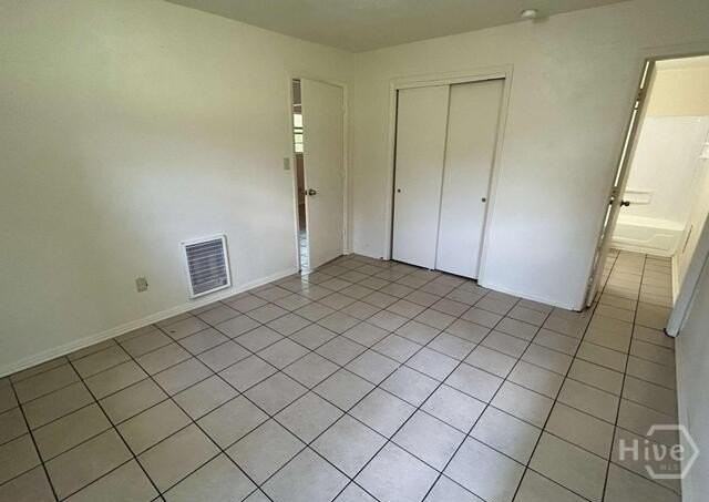 132 Candler Ct - Photo 2 of 10