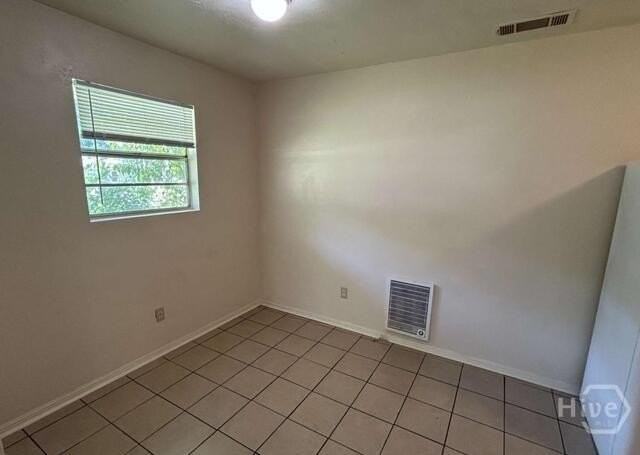 132 Candler Ct - Photo 4 of 10